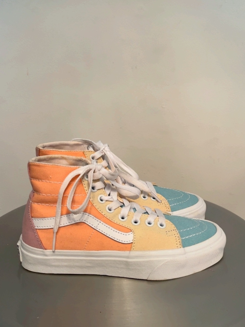 NEW Vans Sk8-Hi Colorblock High Top Sneakers Women’s 5.5 / Men’s 4 Pastel